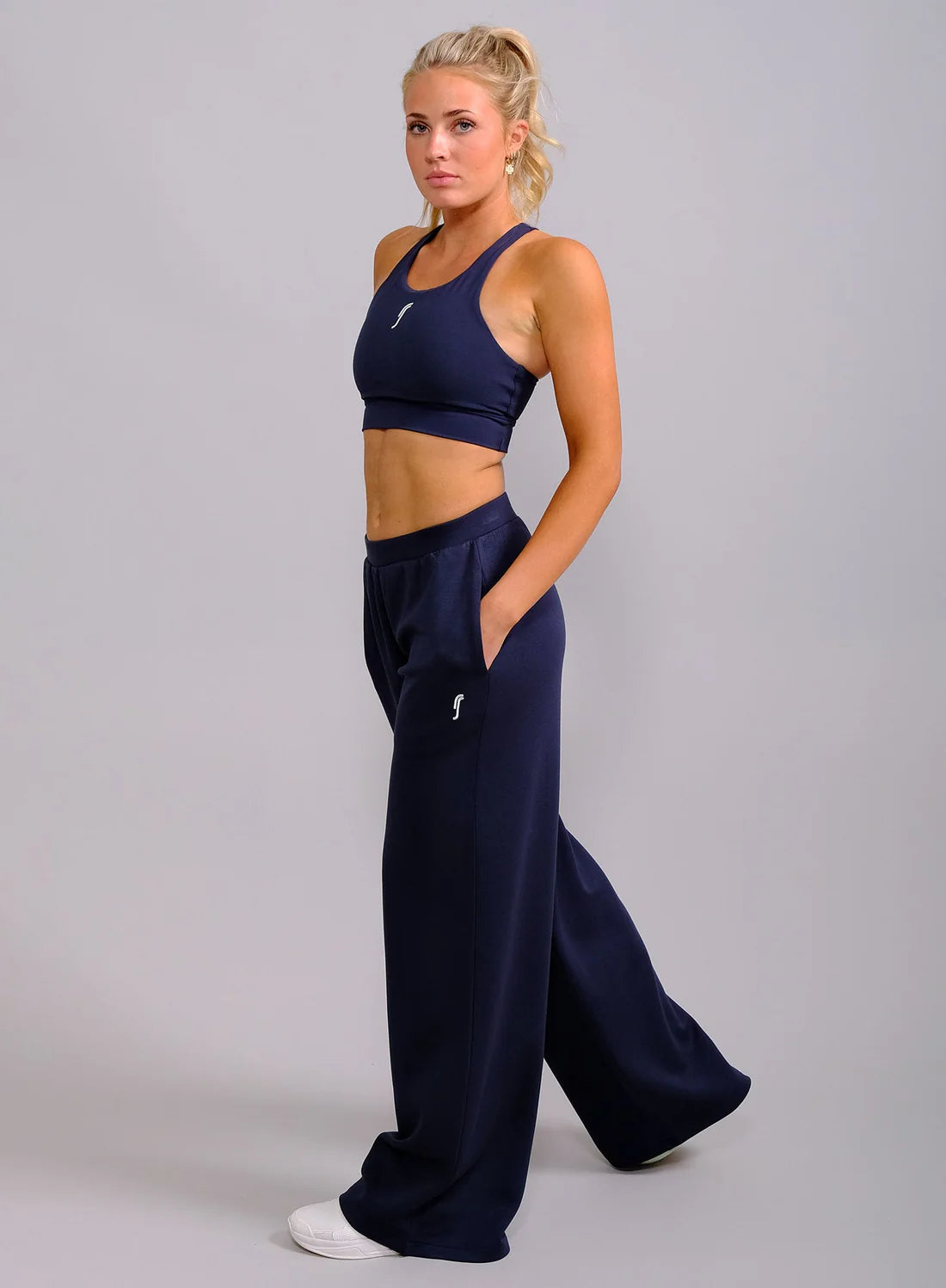 Court Straight Leg Pants
